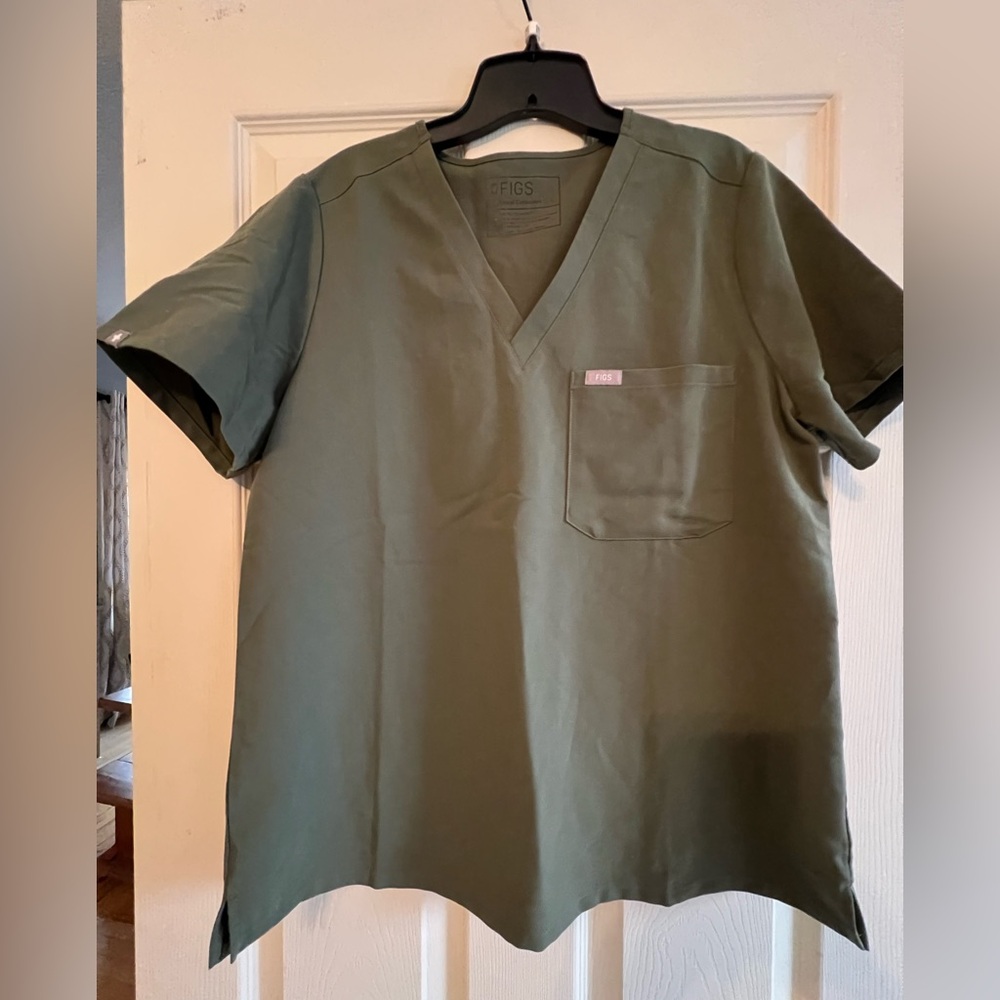 Figs Women’s Scrub Top